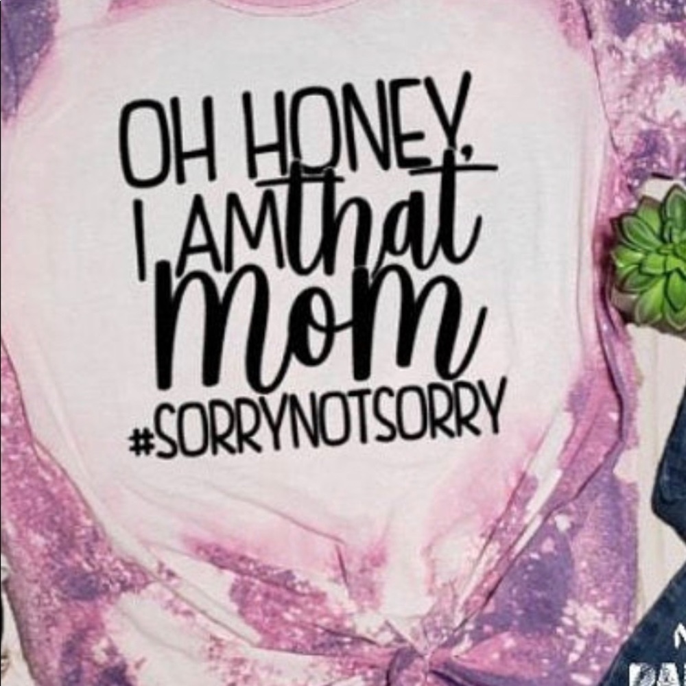 I am that mom Bleached Tee